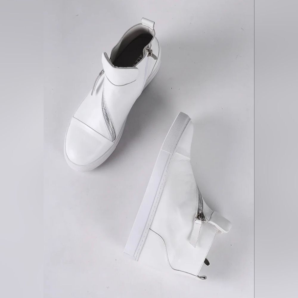 NEW ALL BLACK HI TOP & ZIP WHITE FASHION SNEAKERS sz 37 STREETWEAR ATHLEISURE
